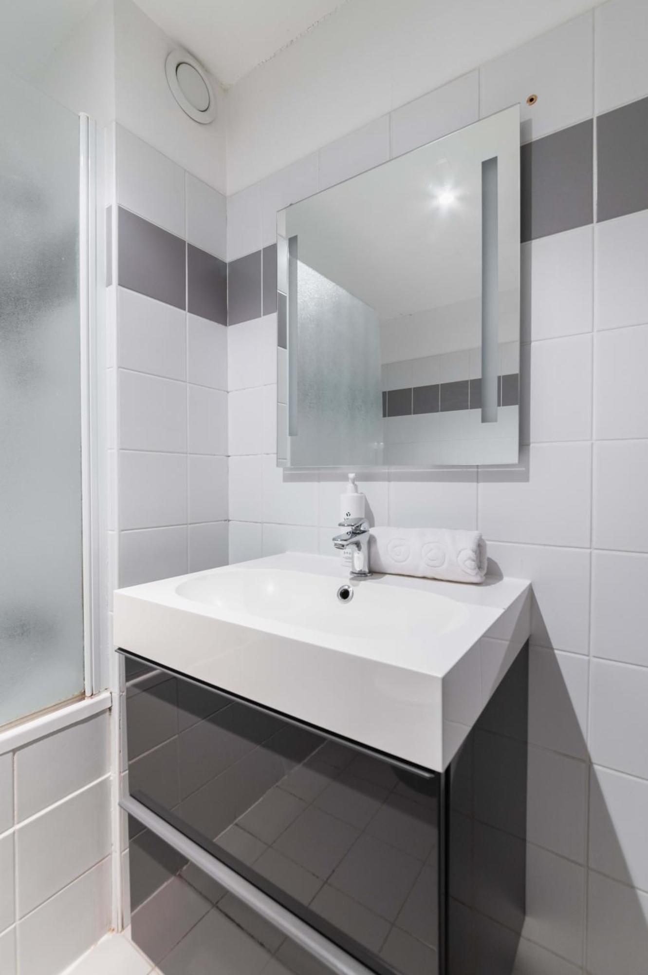 Relaxez Vous Dans Un Studio De Charme Paris 5 Apartment Exterior photo
